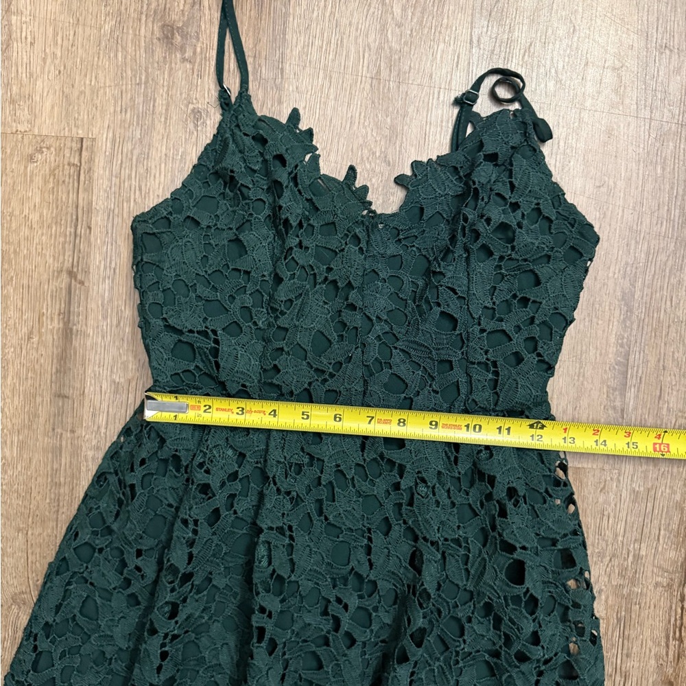 ASTR The Label • Green Lace A-Line Midi Dress - Picture 14 of 16
